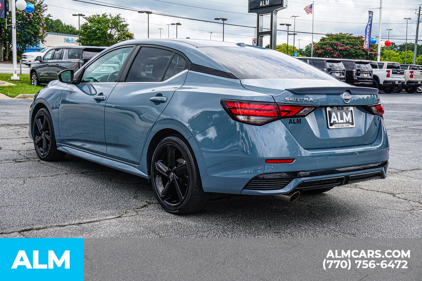 Used 2024 Gray Nissan SR image 7