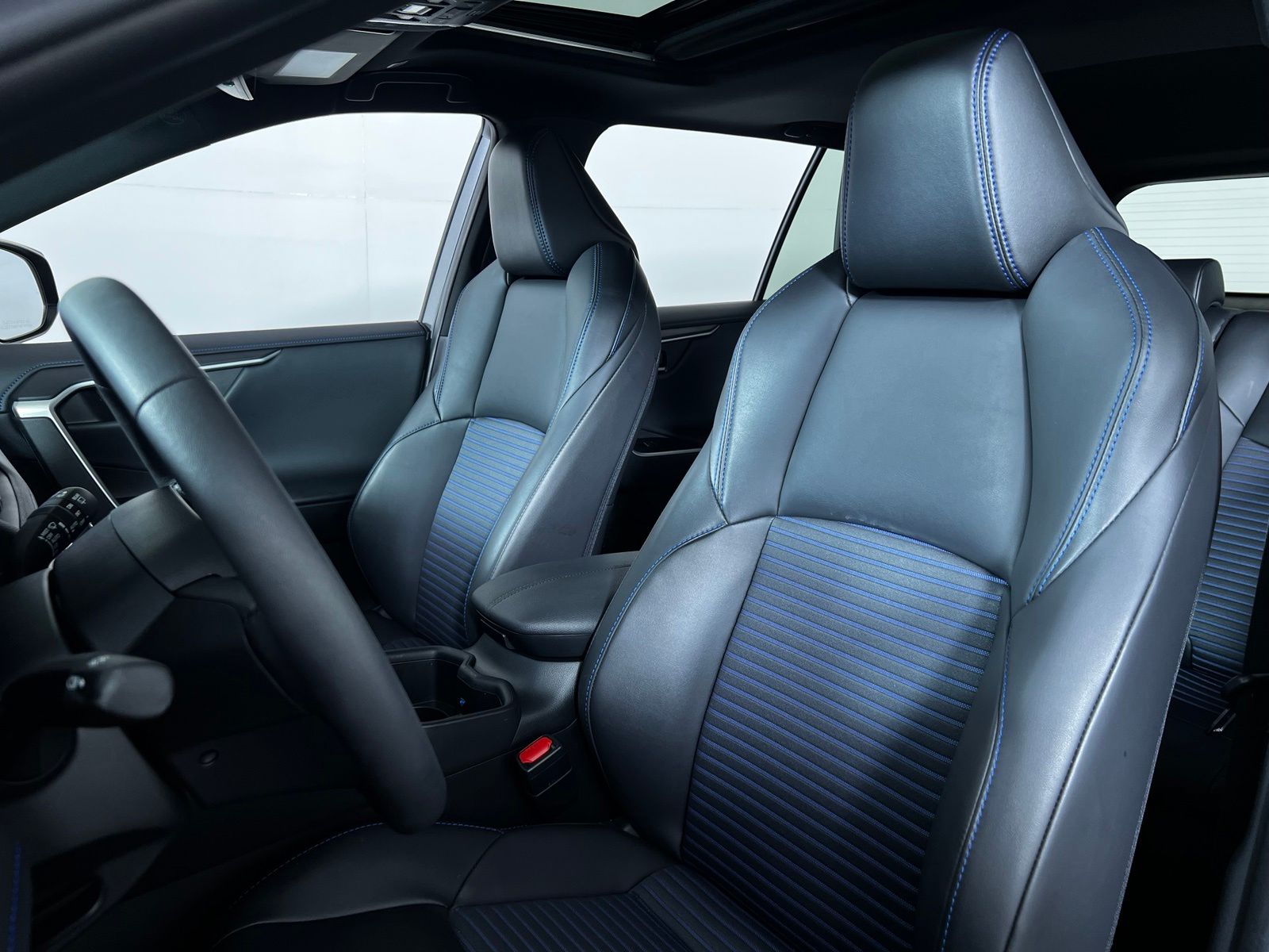 Thumbnail: 2024 Toyota RAV4 - 13