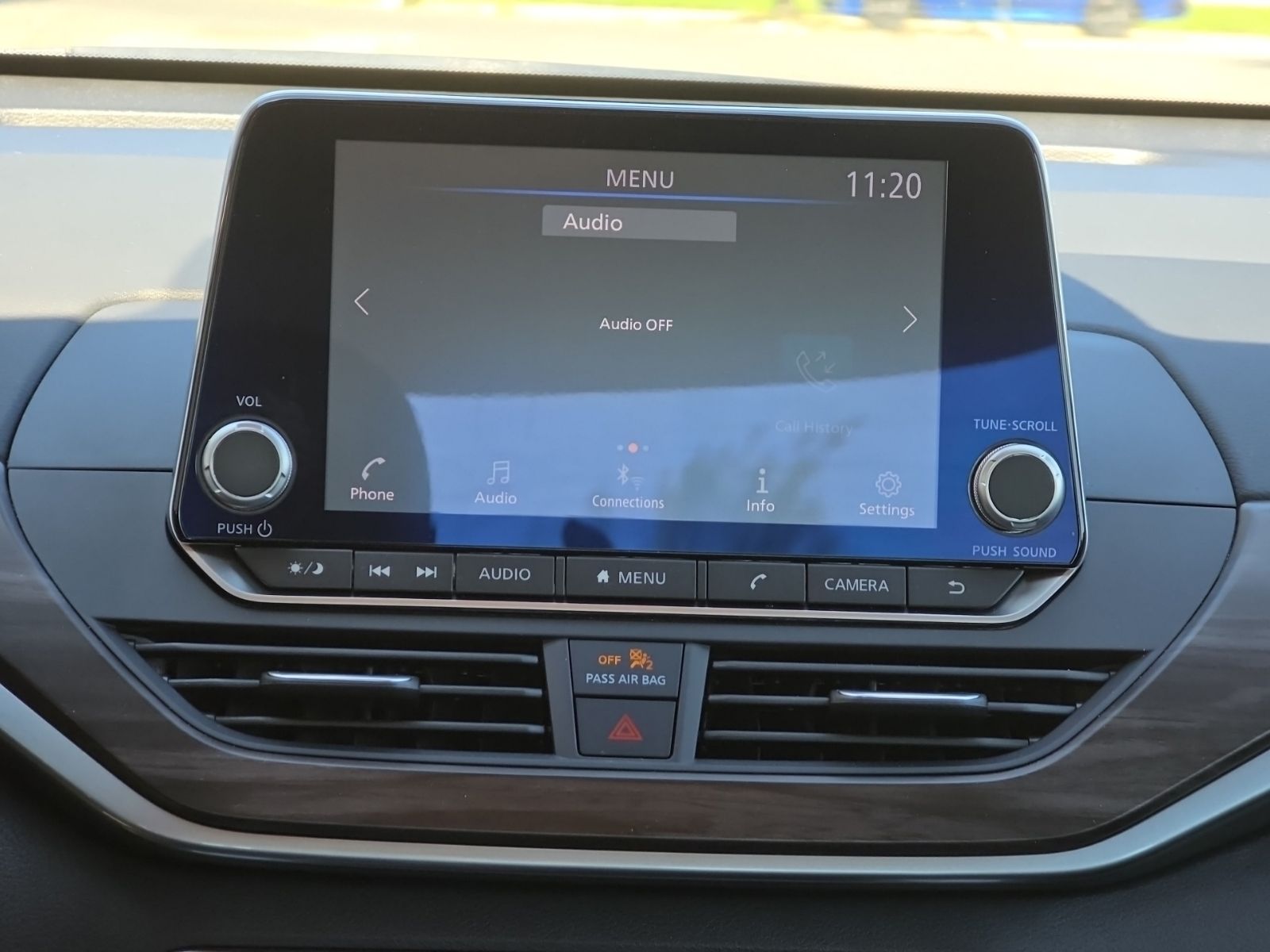 Used 2023  Nissan 2.5 SV image 5