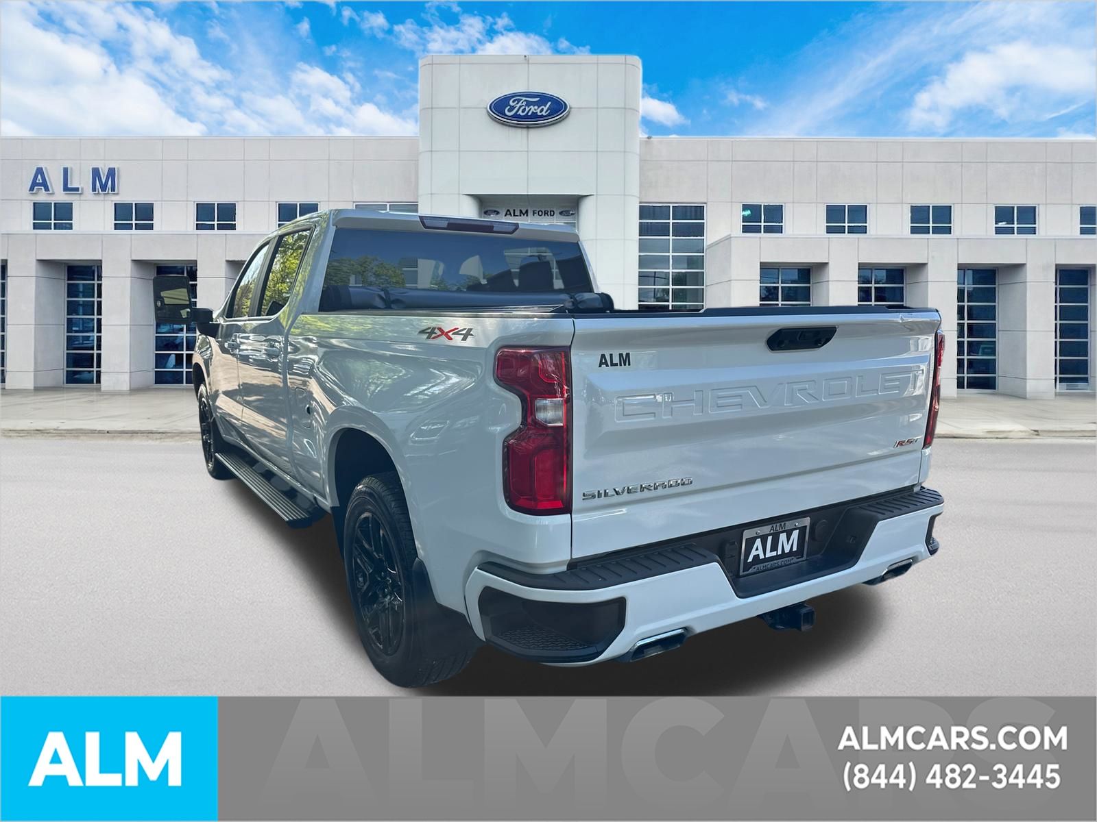 Used 2024 White Chevrolet RST image 8