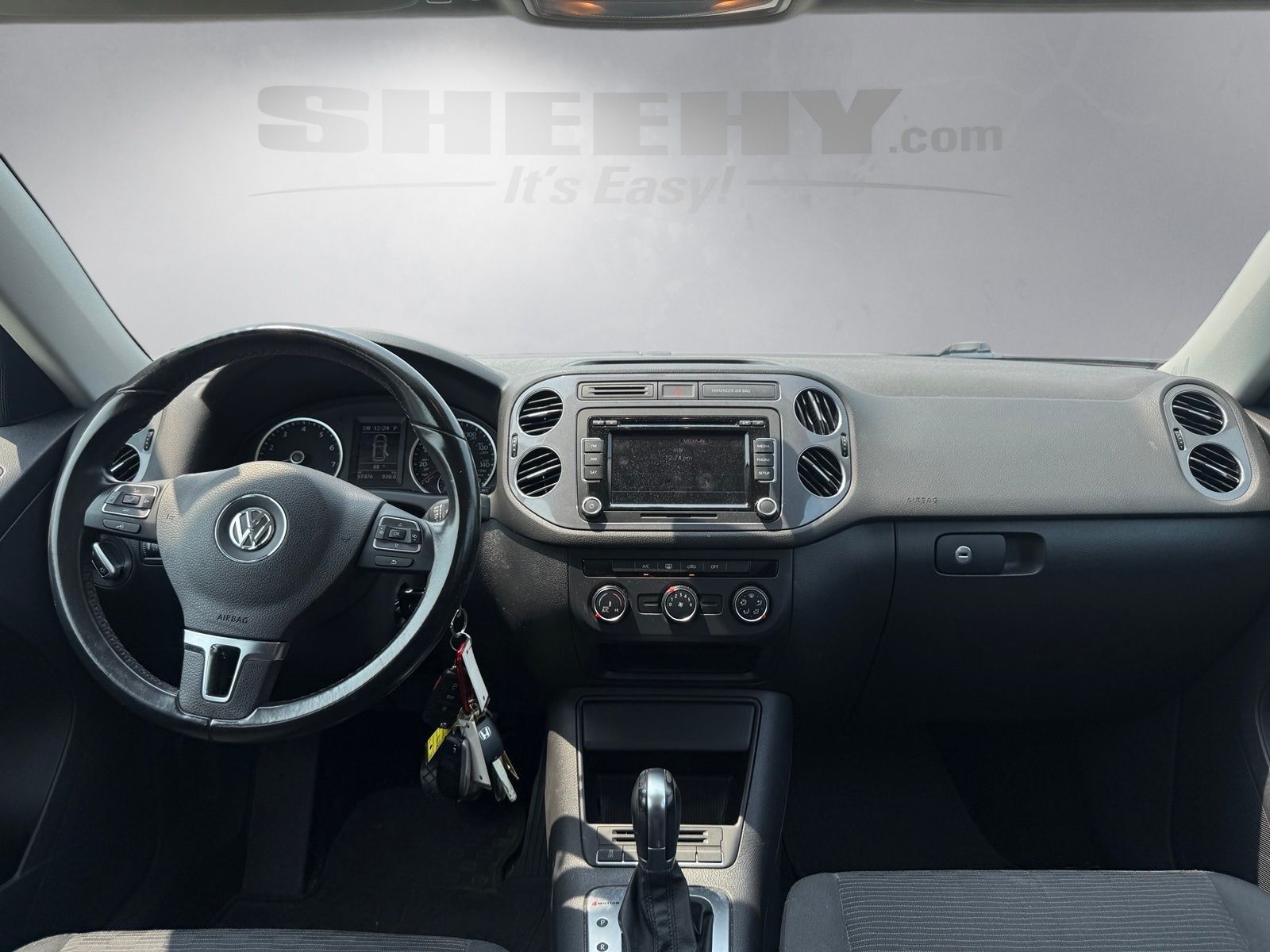 Used 2015 Gray Volkswagen S image 3