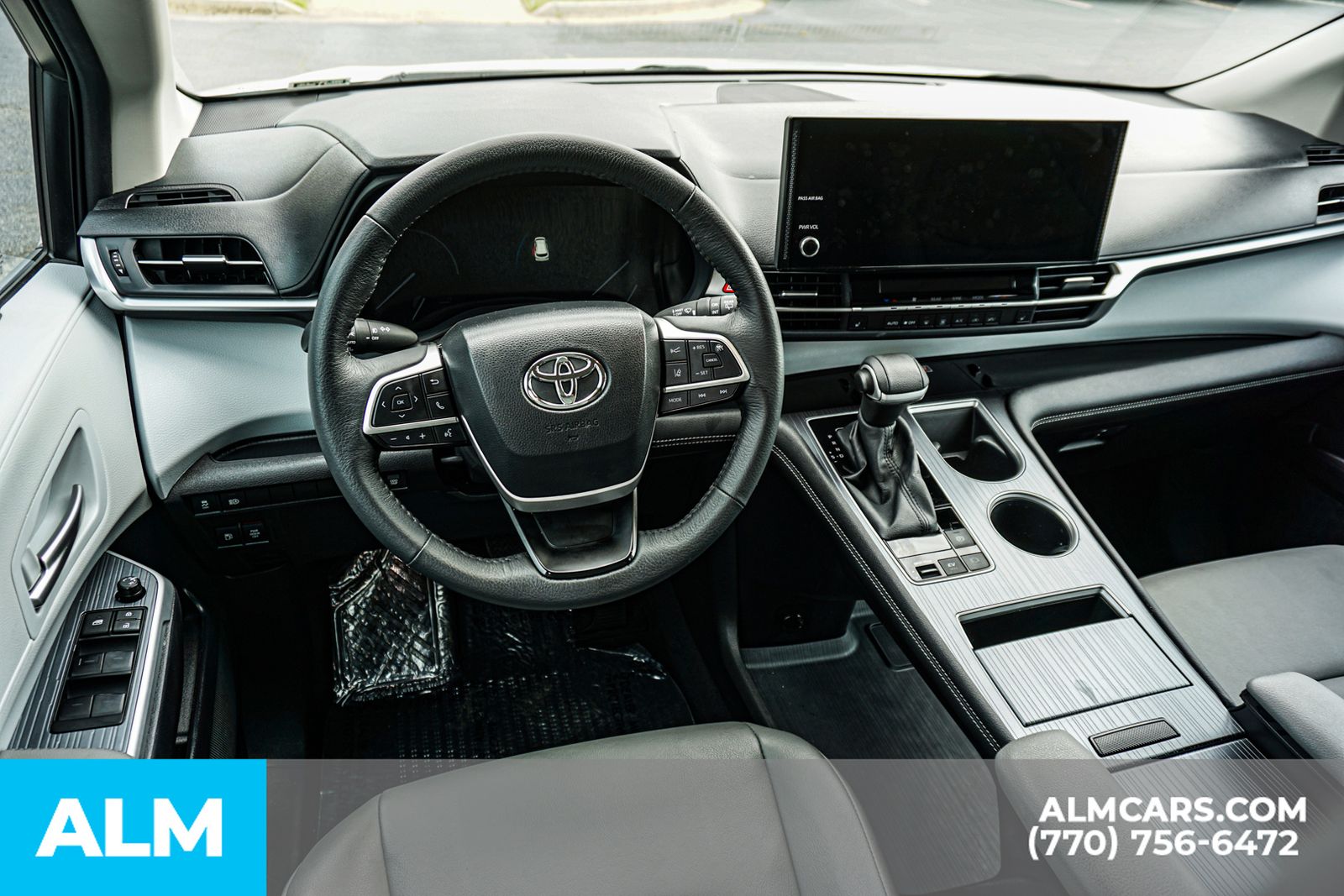 Used 2025 Beige Toyota XLE image 30