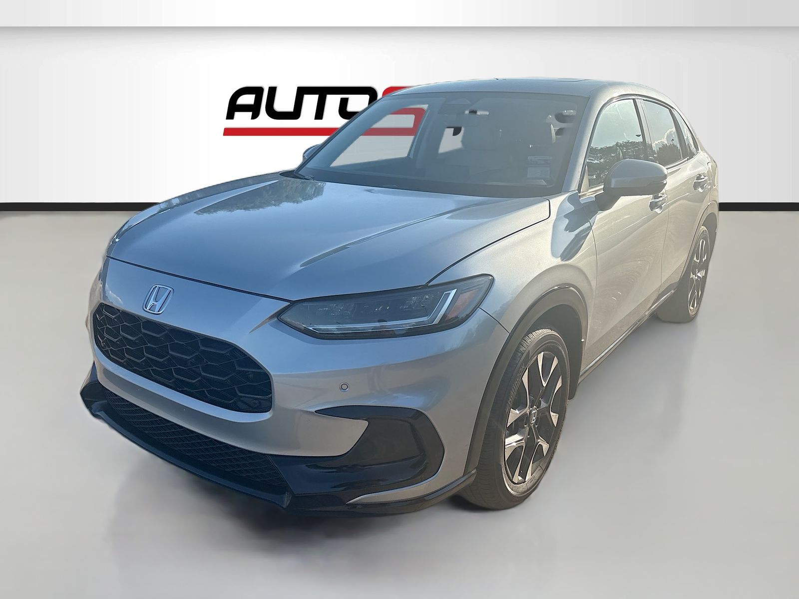 Used 2026 Silver Honda EX-L image 3