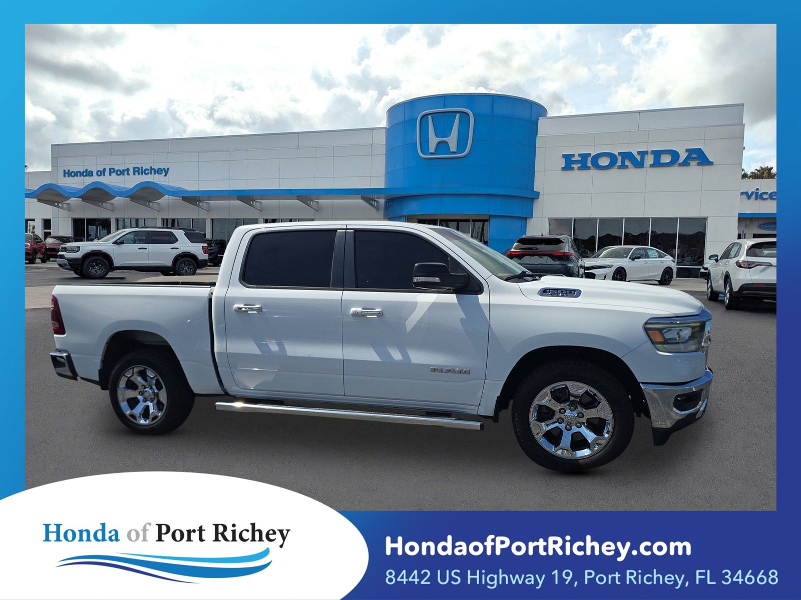 Ivory White 2019 RAM 1500 Pickup Truck Four-Wheel Drive 8-Speed Automatic