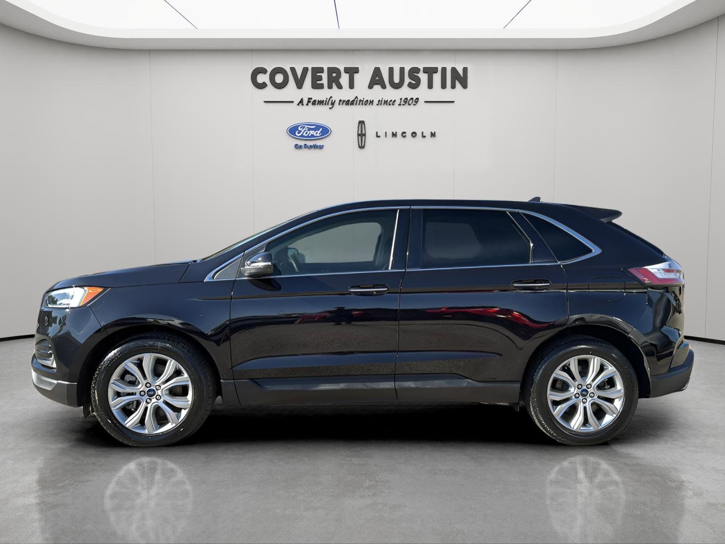 Used Car 2022 Ford Edge  Titanium For Sale Under $25,000 In Austin, Texas