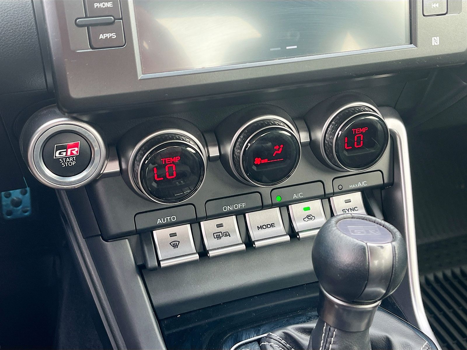 Used 2022 Black GMC Denali image 15
