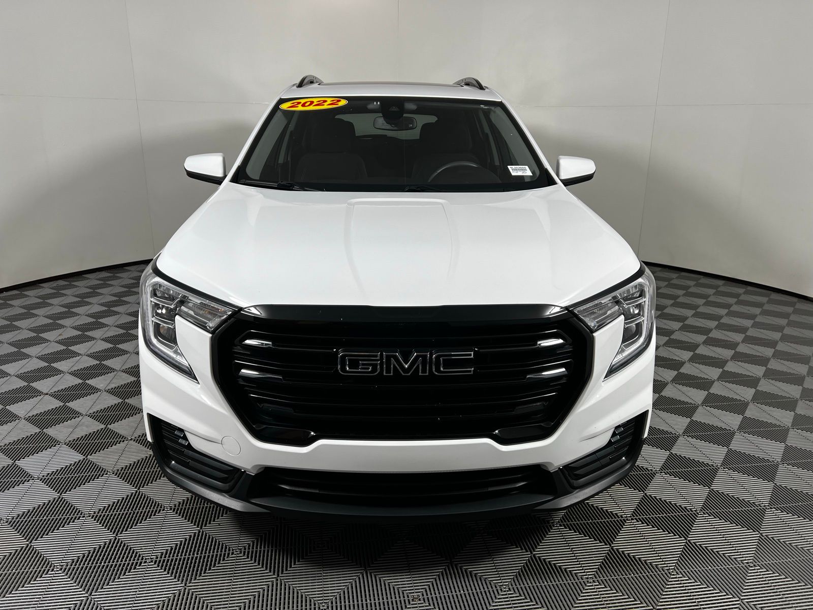 Thumbnail: 2022 GMC Terrain - 2