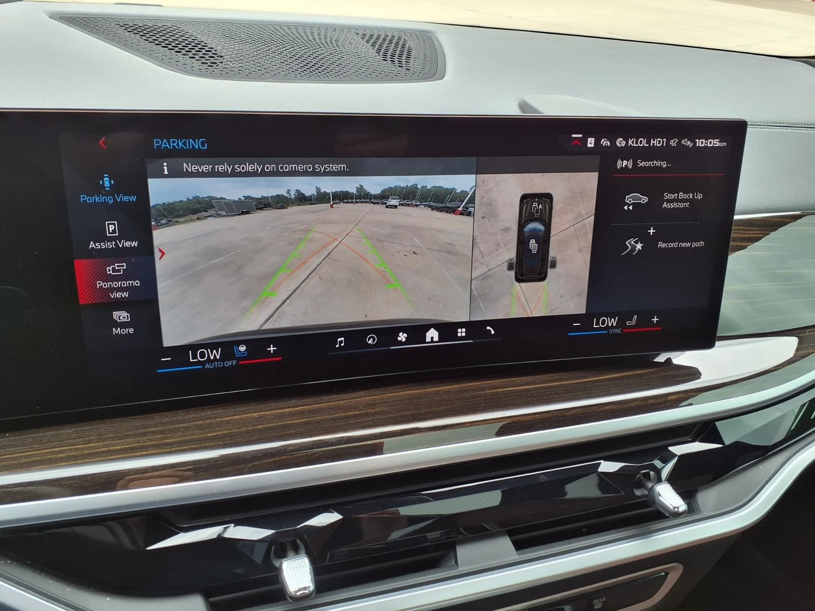 2024 BMW X7 M60i Green at Westside Lexus