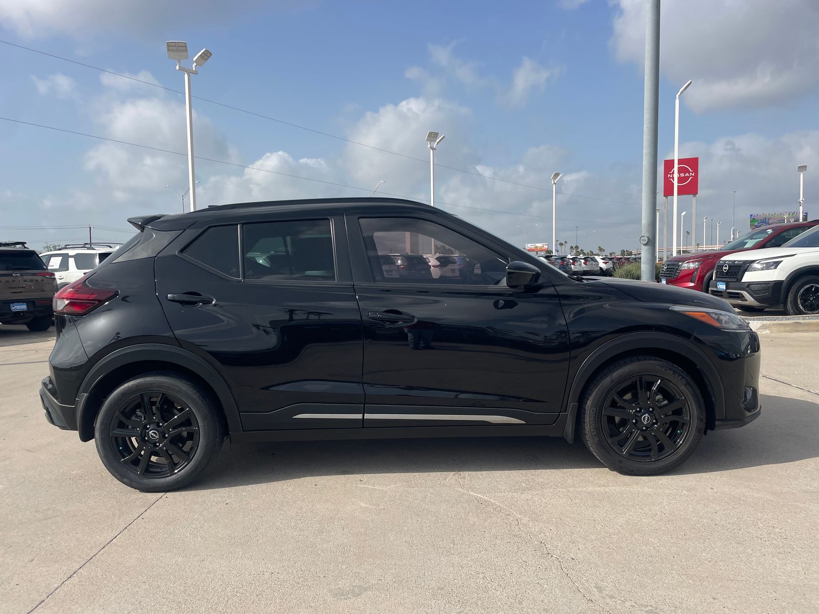 Used 2024 Black Nissan SR image 6