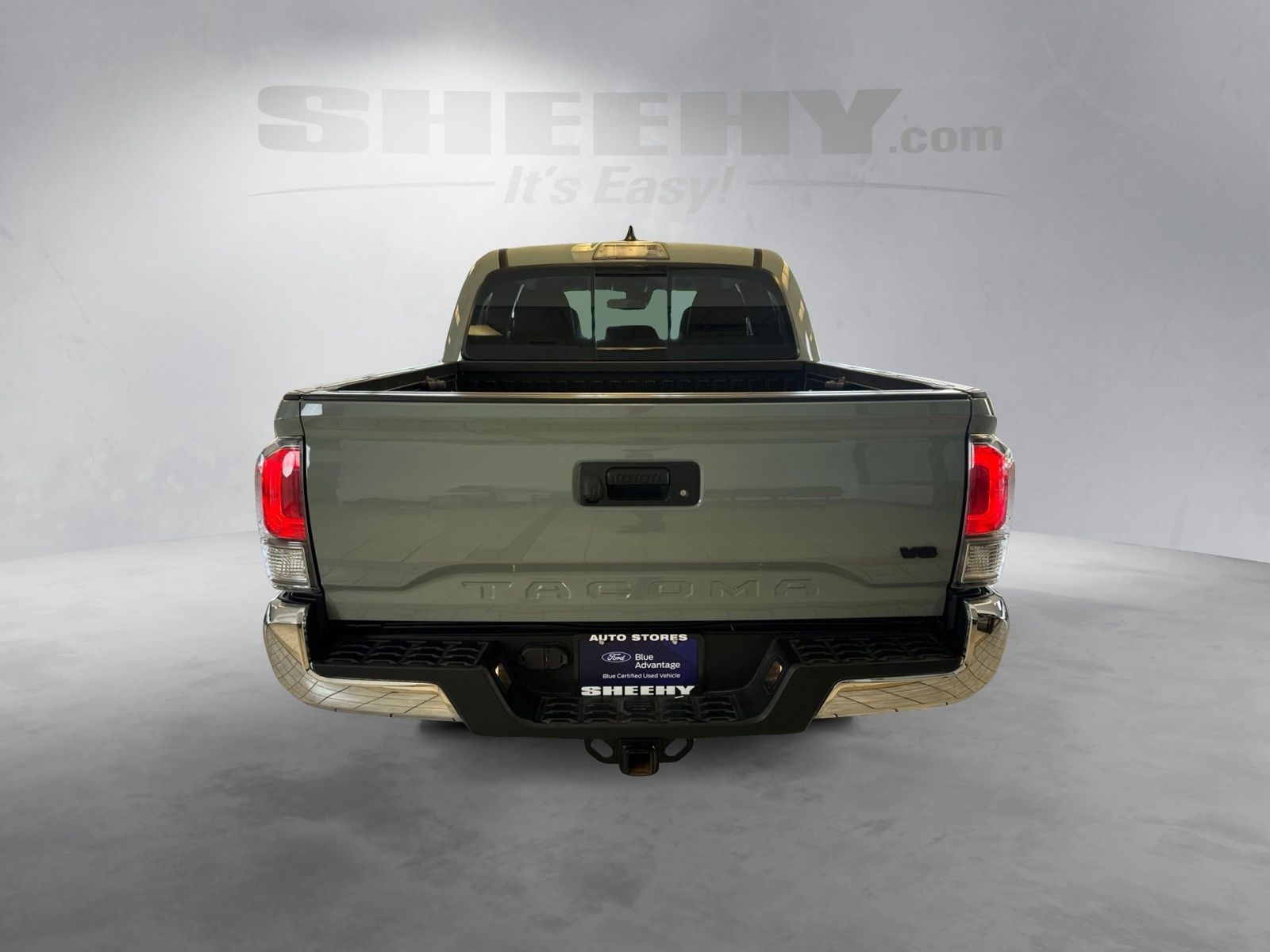 Used 2023 Lunar Rock Toyota TRD Off-Road image 13