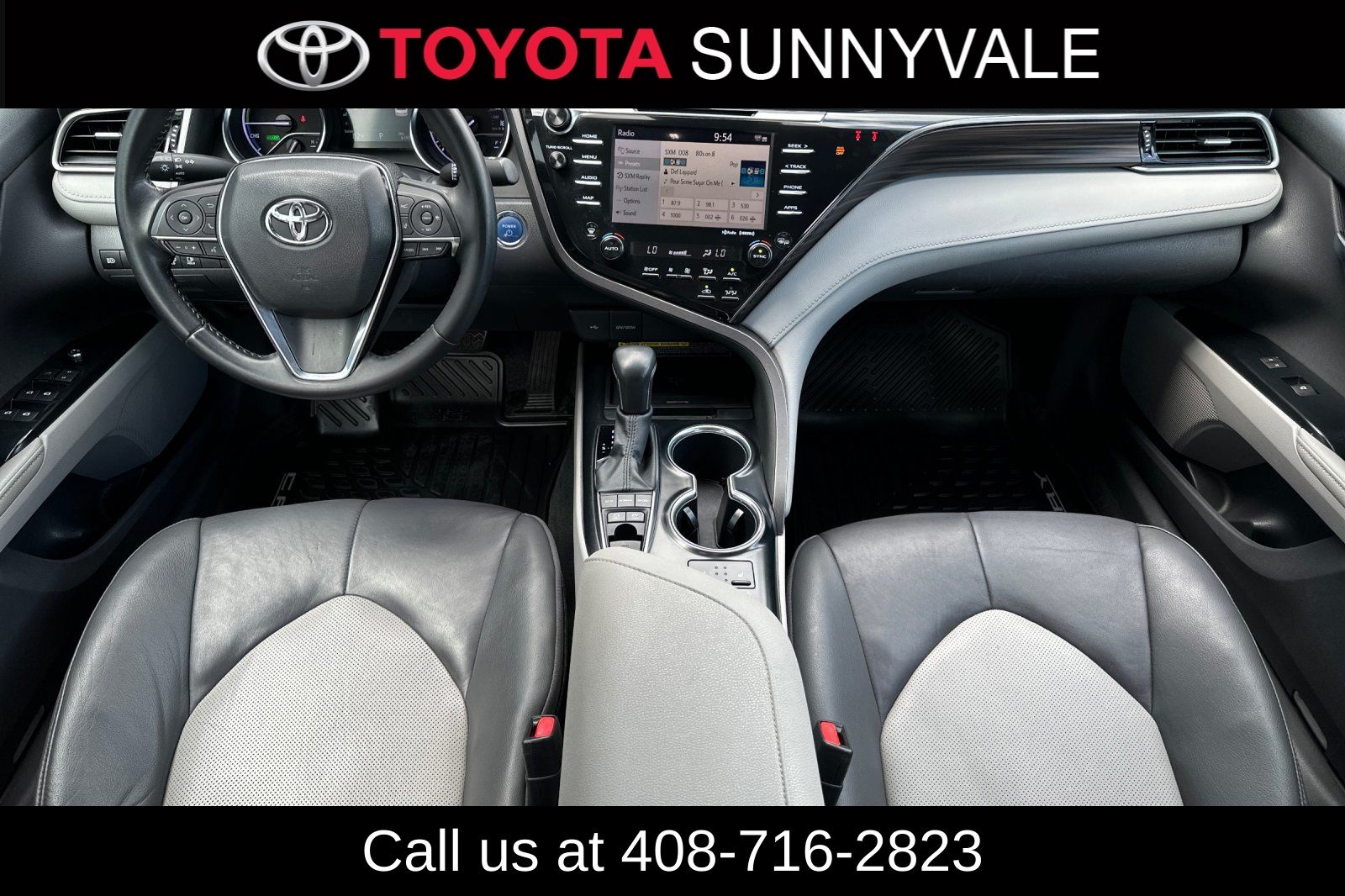 Used 2020 Toyota Camry Hybrid Sedan