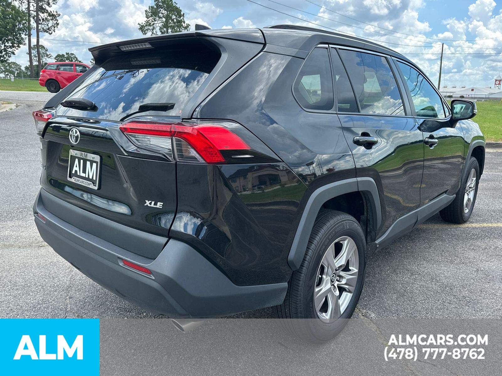 Used 2023 Black Toyota XLE image 5