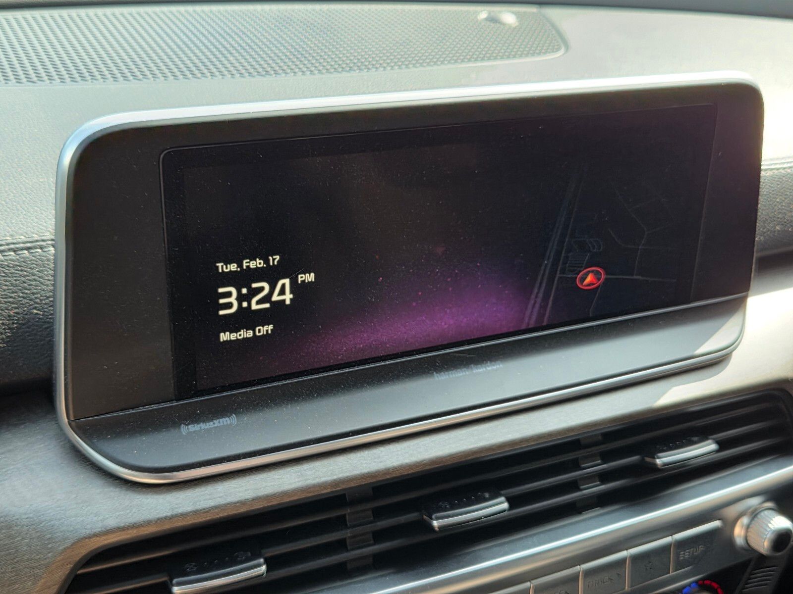 Used 2021 Silver Kia SX image 22