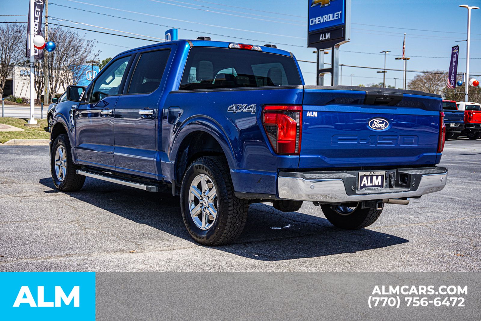 Used 2025 Blue Ford XLT image 8