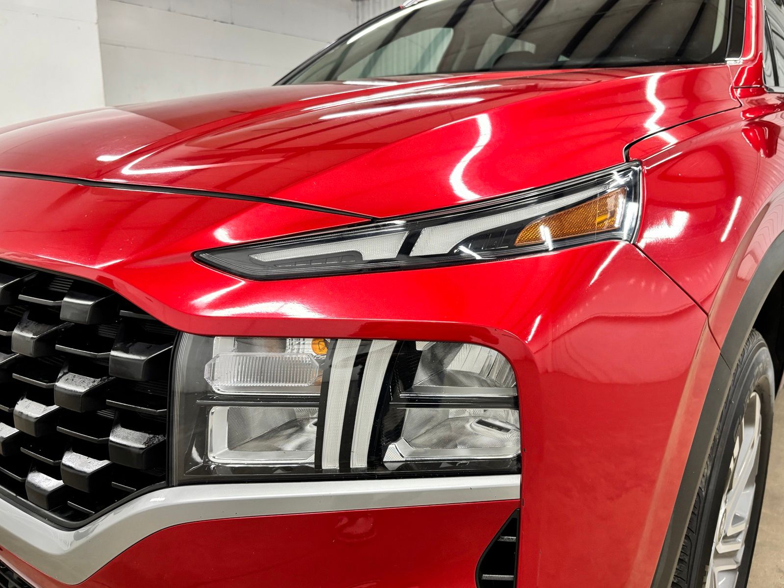 Used 2023 Red Hyundai SEL image 9