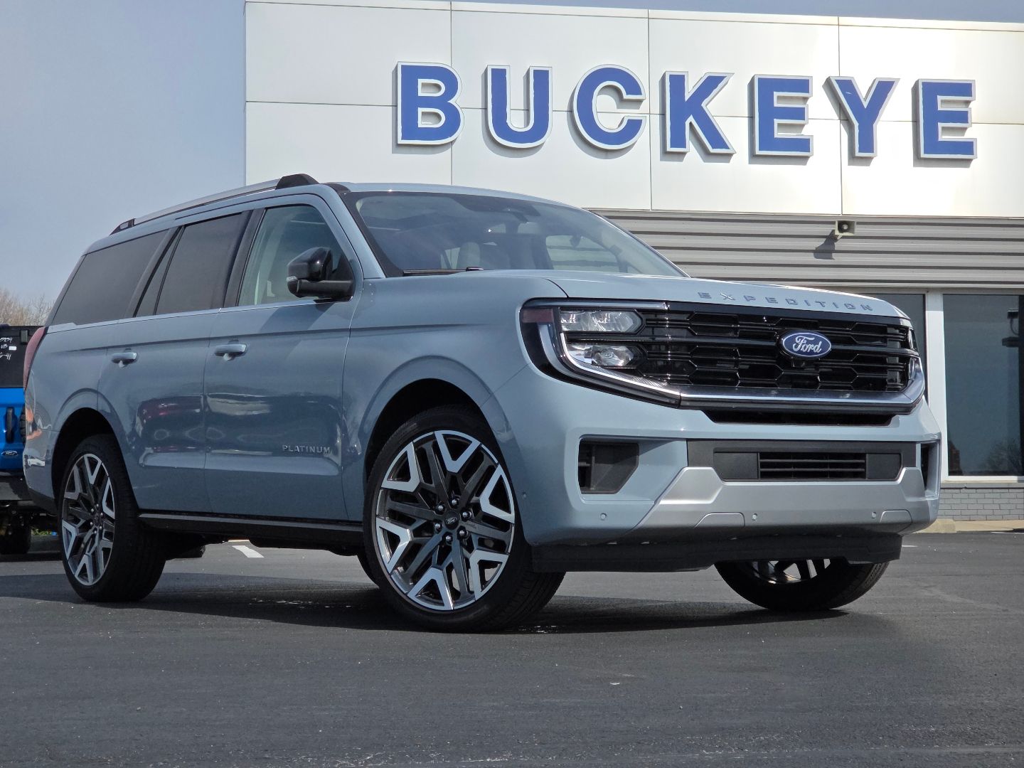 Glacier Gray Metallic TriCoat 2025 Ford Expedition Platinum 4WD SUV / Crossover Four-Wheel Drive Automatic