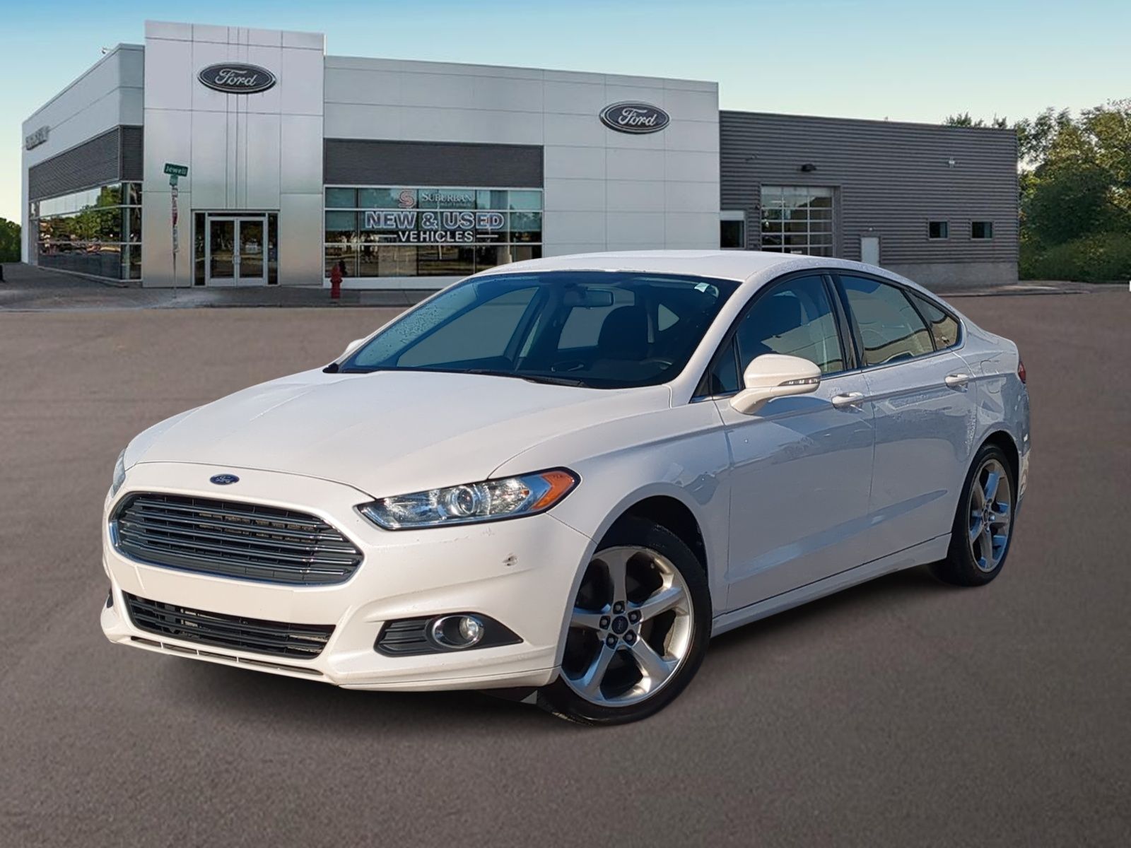 White Platinum Clearcoat Metallic 2013 Ford Fusion SE Sedan Front-Wheel Drive 6-Speed Automatic
