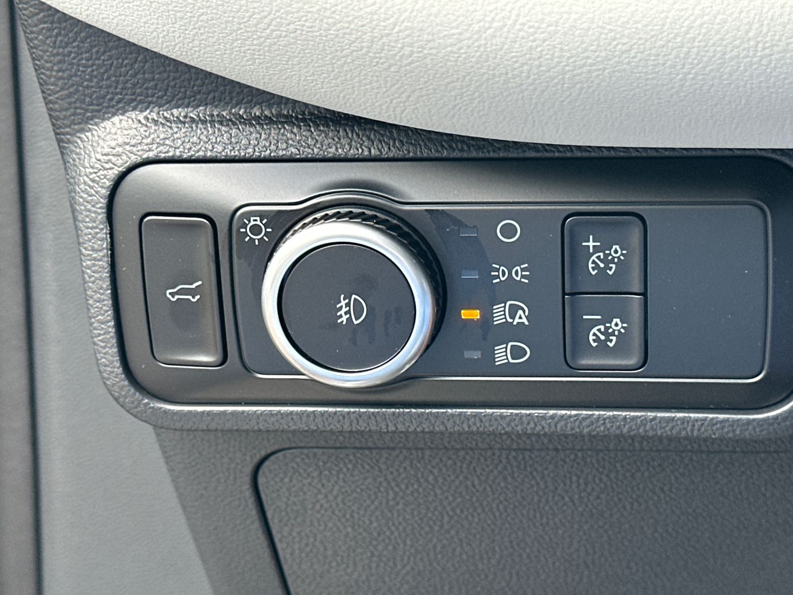 New 2026 Carbonized Gray Metallic Ford Platinum™ image 34