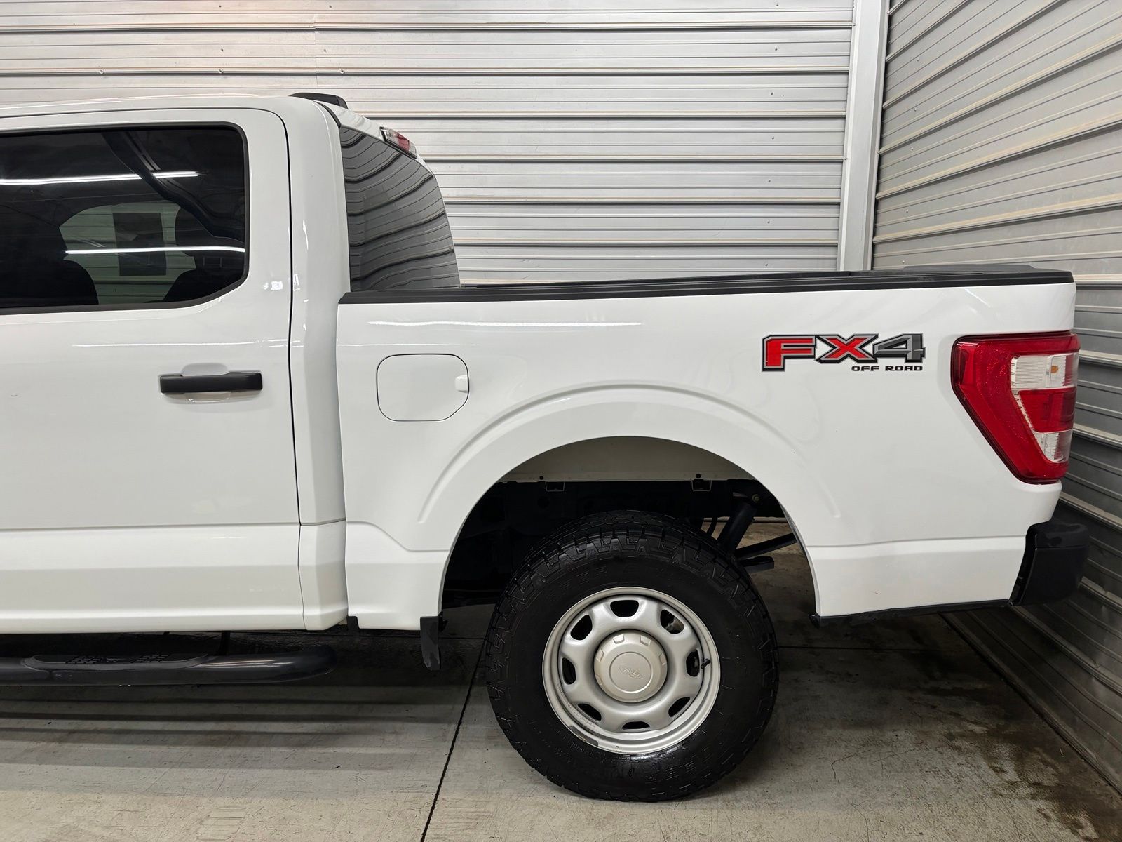 2022 Ford F-150 XL - Image 5
