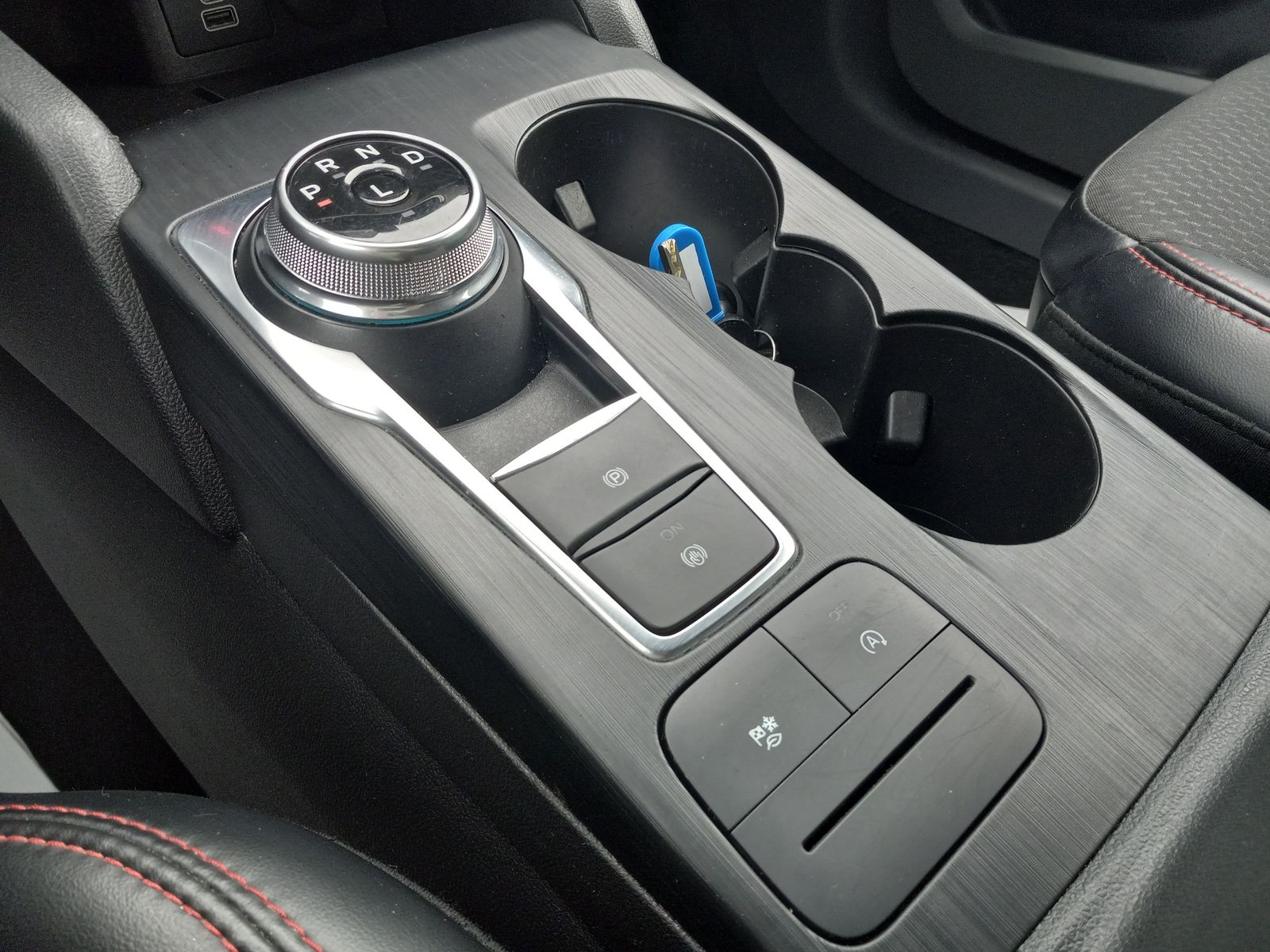 2024 Ford Escape image 23