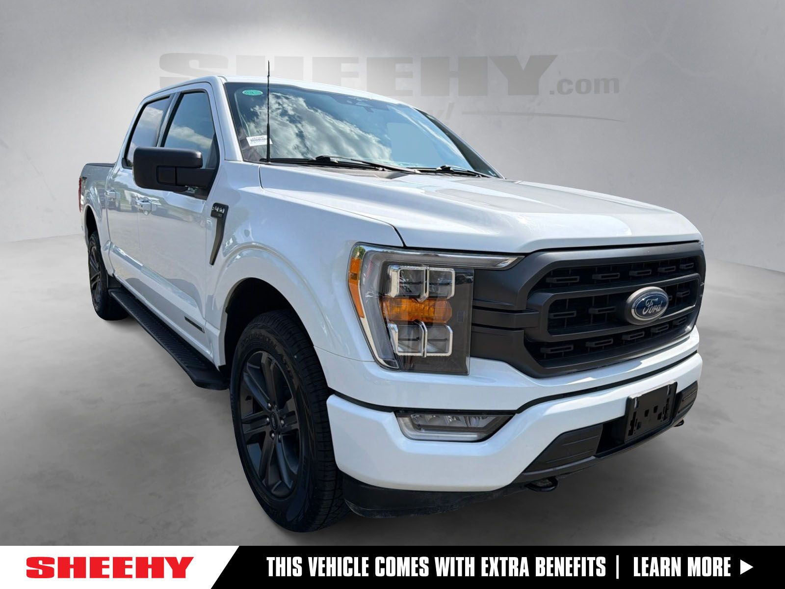 Oxford White 2023 Ford F-150 Pickup Truck Four-Wheel Drive Automatic