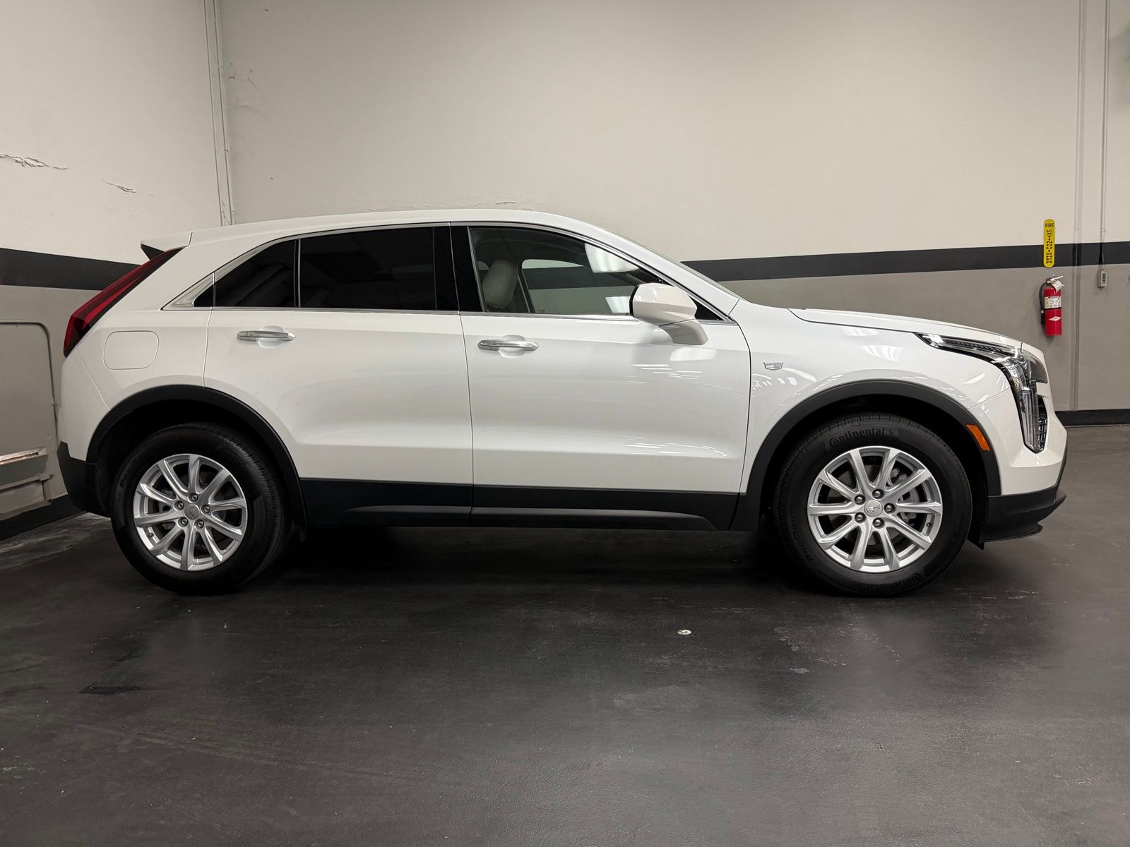 View vehicle photo 5