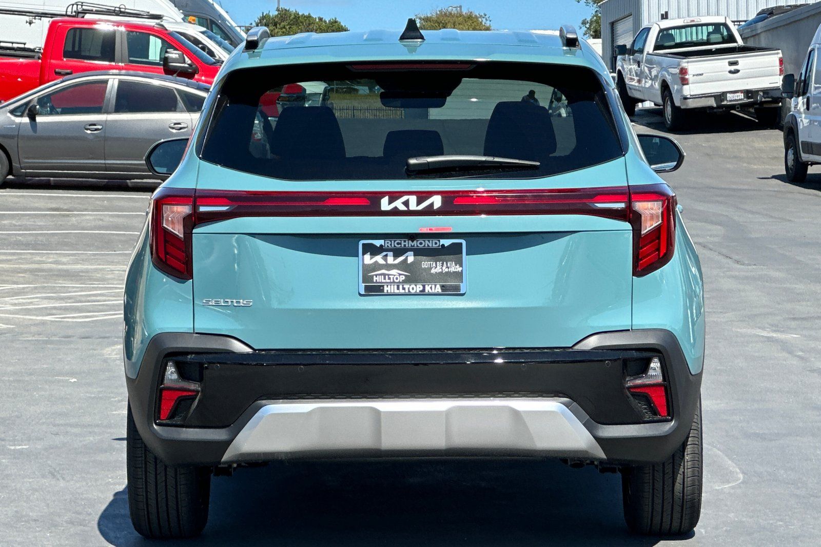 View vehicle photo 5