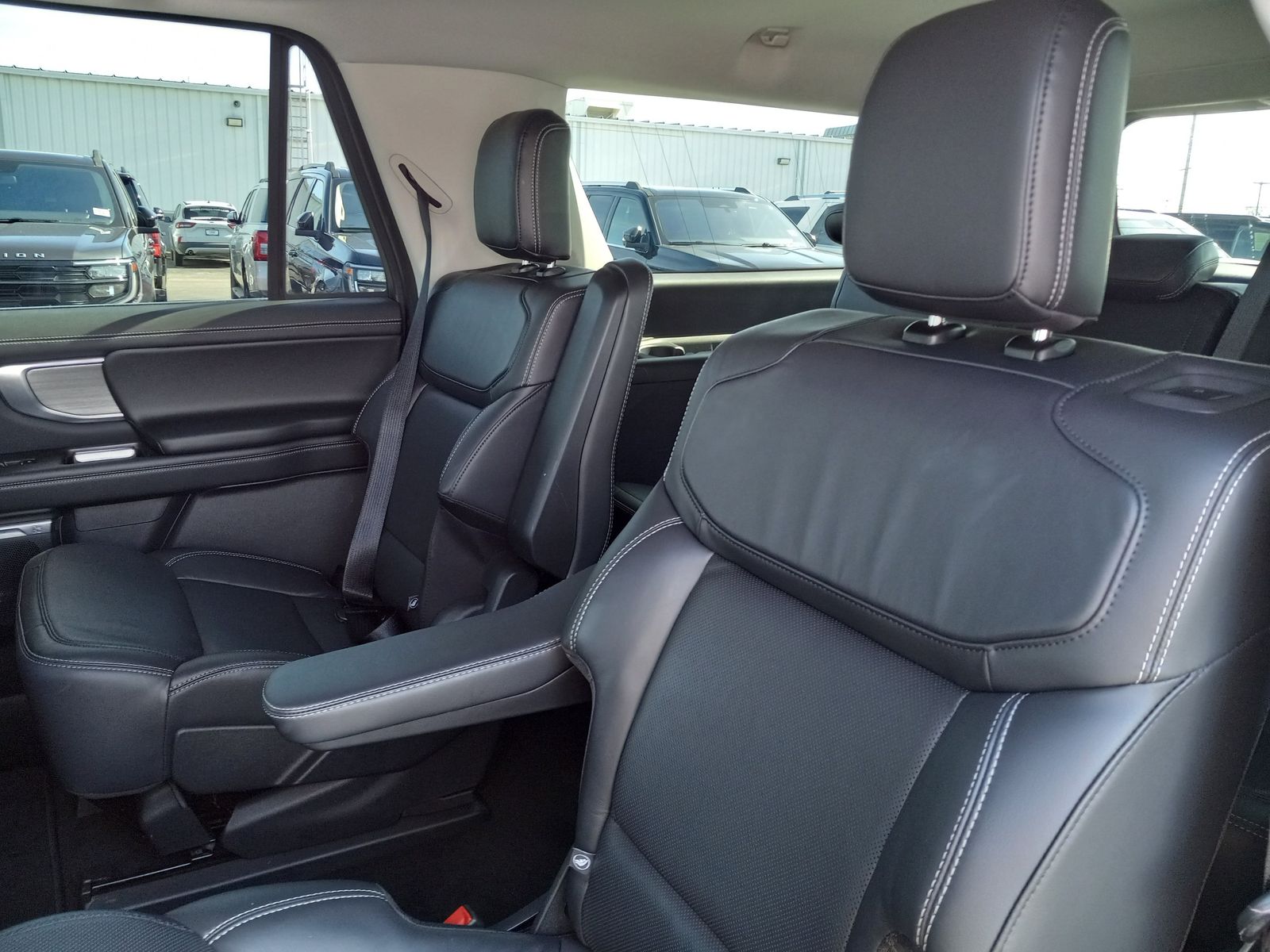 2025 Ford Expedition Max image 15