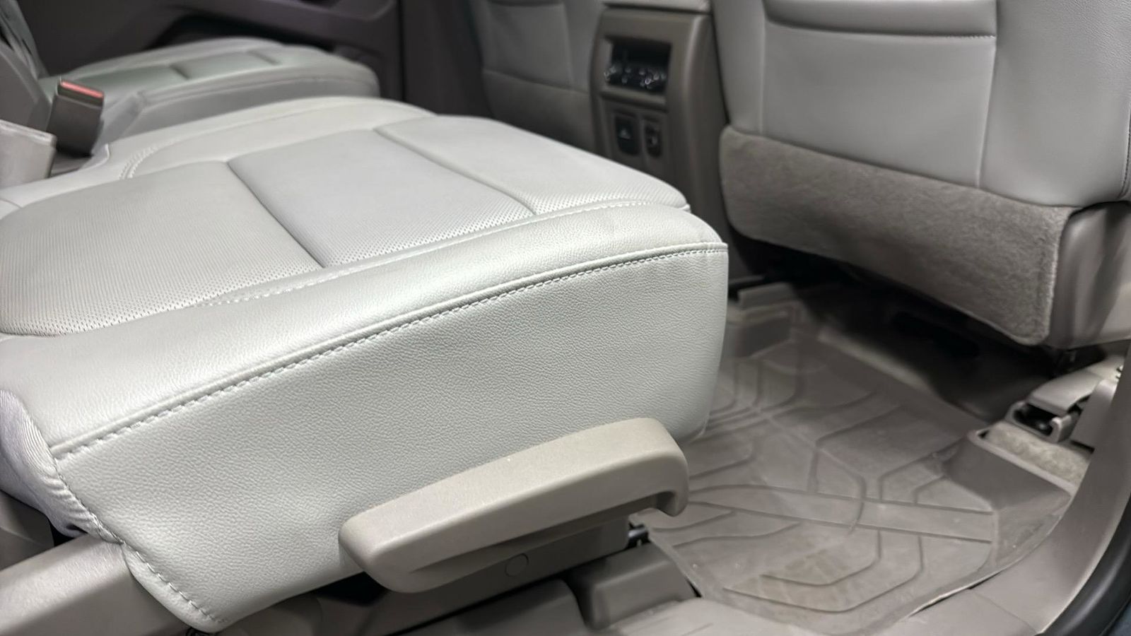 Used Car 2018 Chevrolet Traverse  Premier For Sale Under $25,000 In Austin, Texas