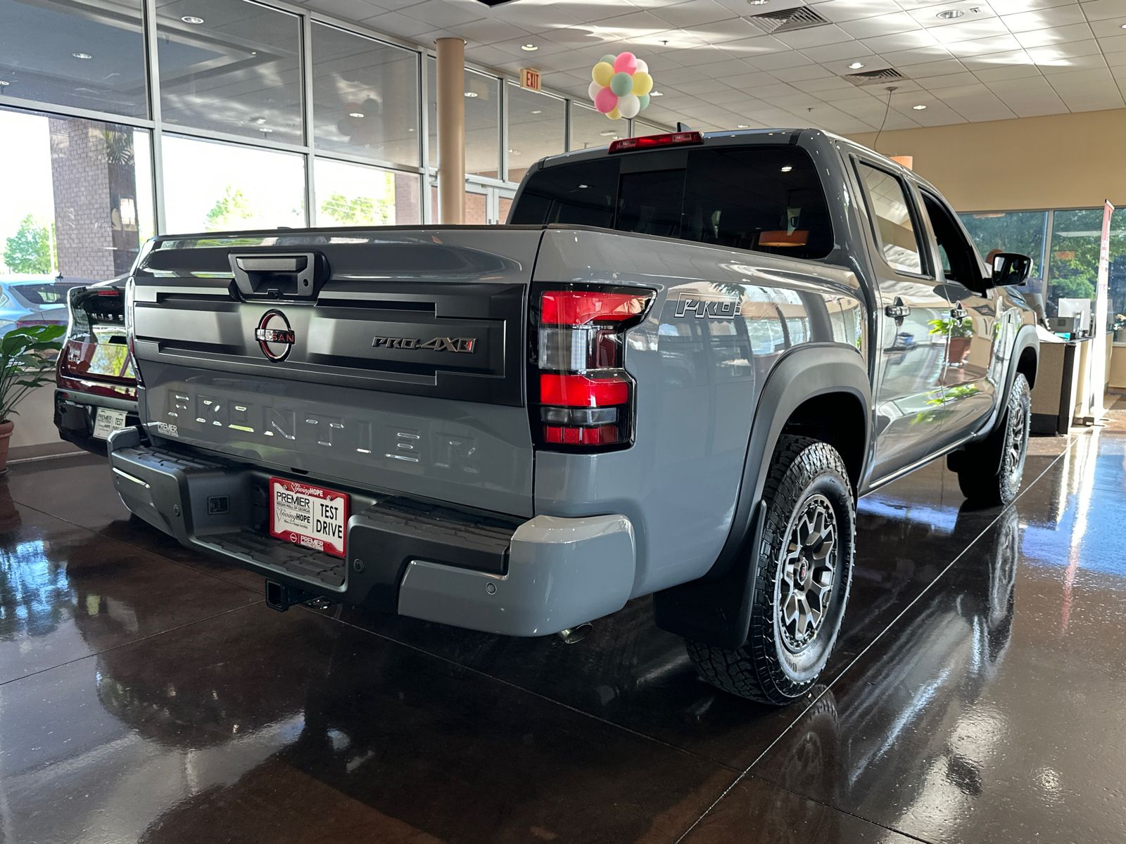 View vehicle photo 4