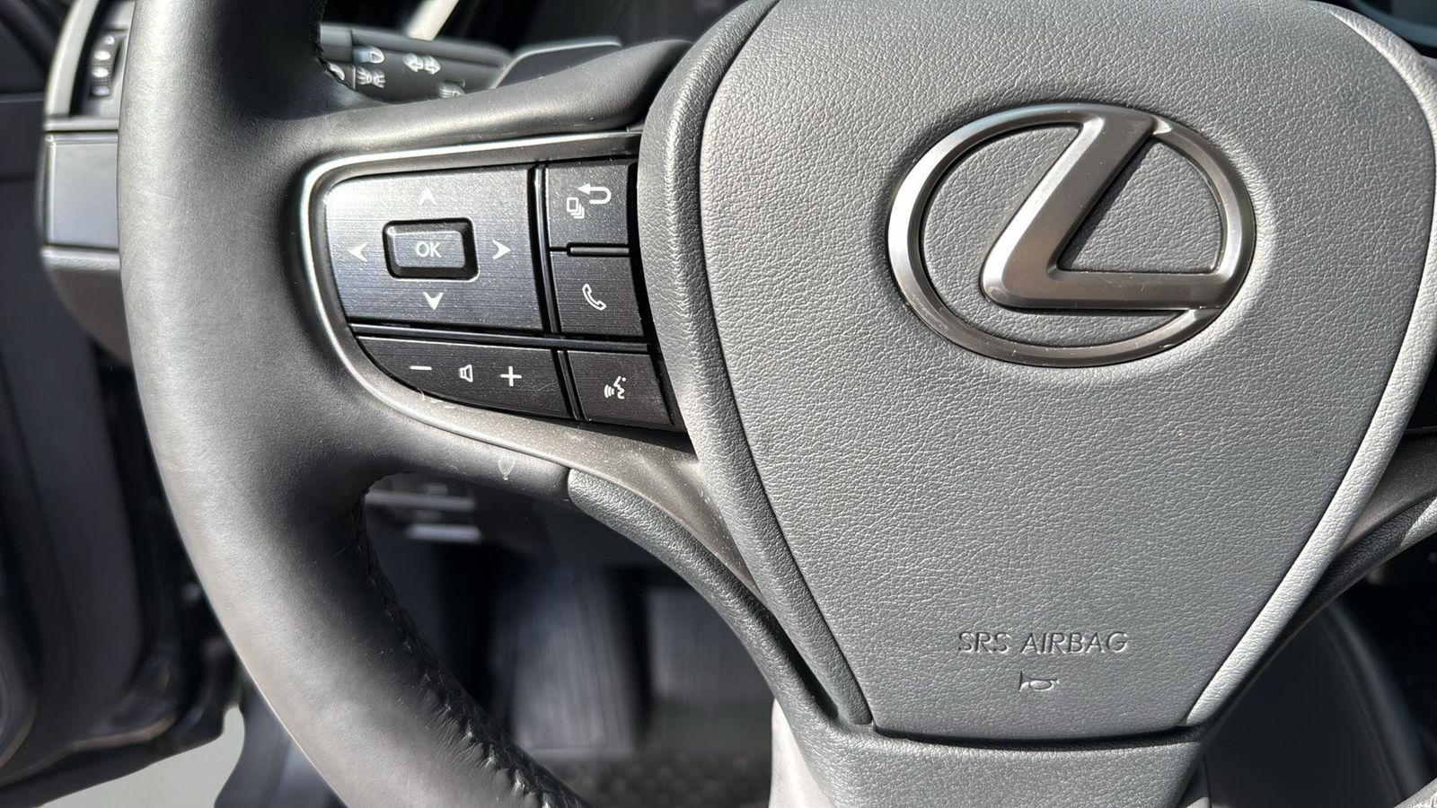 Used Car 2022 Lexus Es  350 For Sale Under $35,000 In Austin, Texas