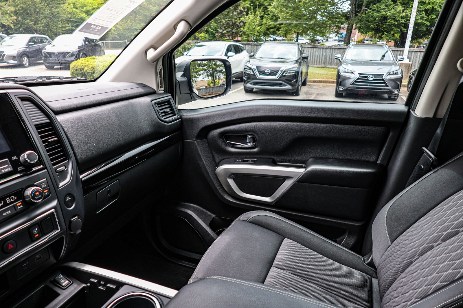 Used 2024 White Nissan SV image 35