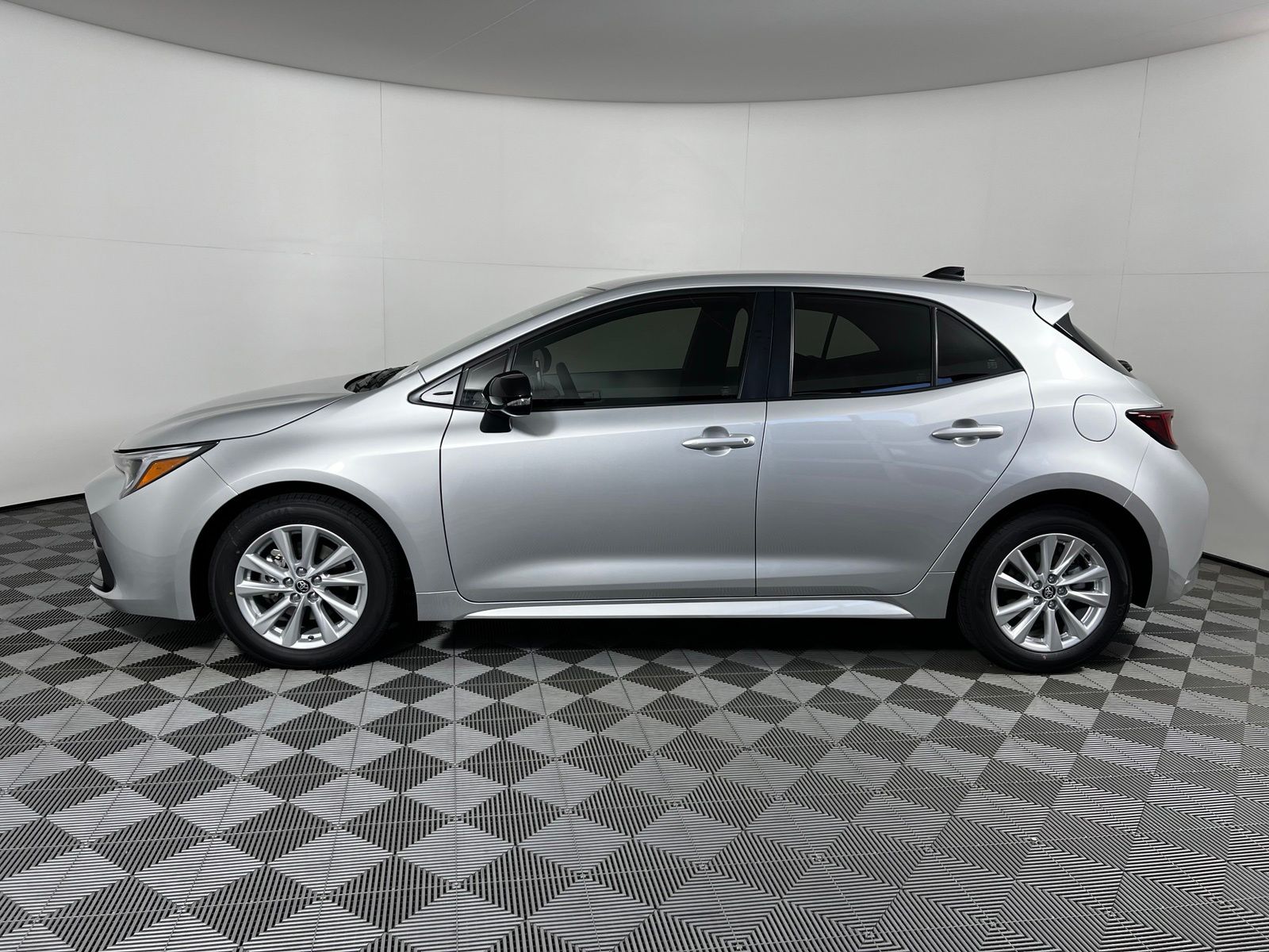 Thumbnail: 2026 Toyota Corolla - 8
