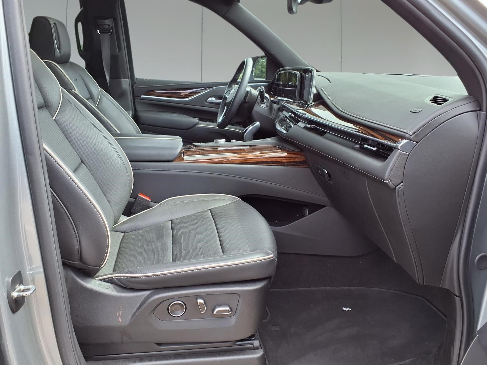 2024 Cadillac Escalade ESV Premium Silver at Bayway Cadillac of The Woodlands