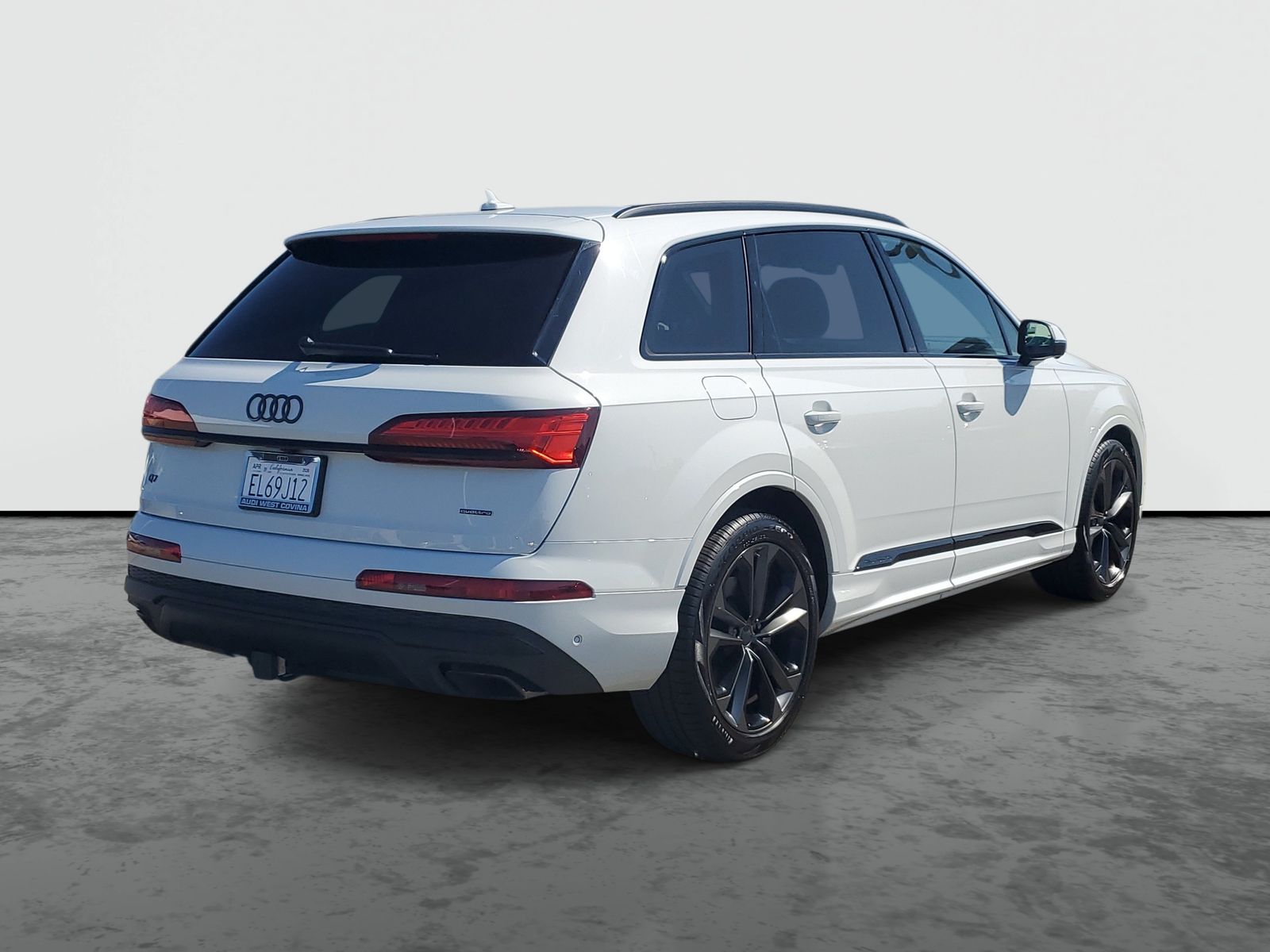 Vehicle photo