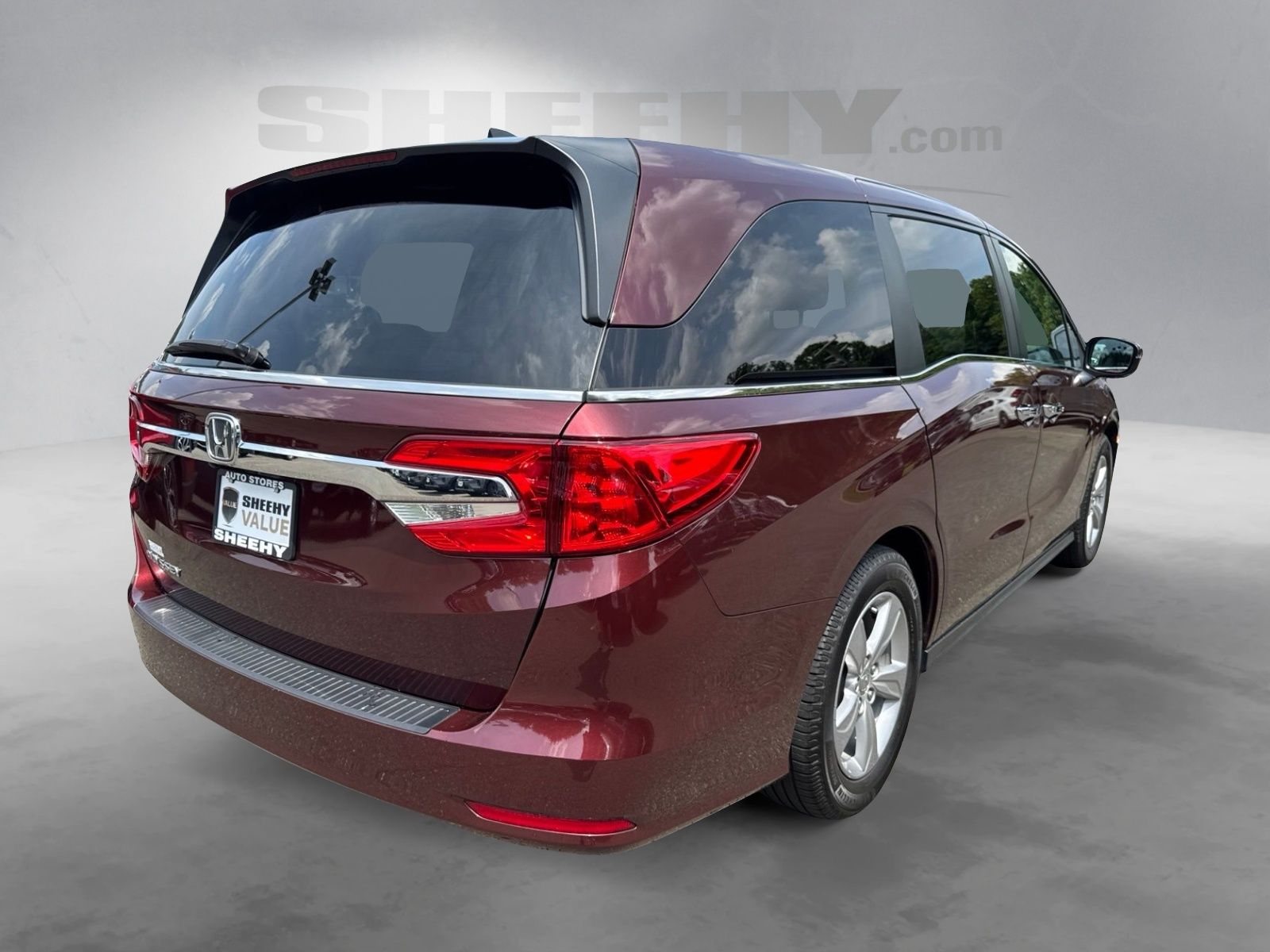 Used 2019 Deep Scarlet Pearl Honda EX-L image 16