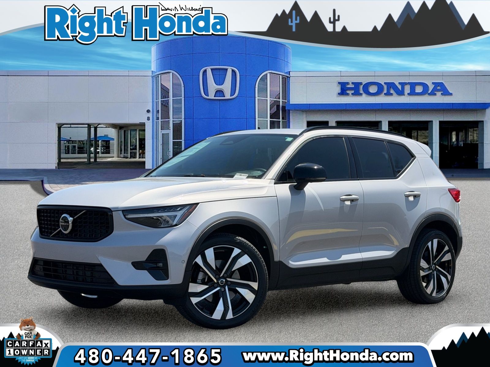 Silver 2023 Volvo XC40 B5 Ultimate Dark Theme AWD SUV / Crossover All-Wheel Drive Automatic