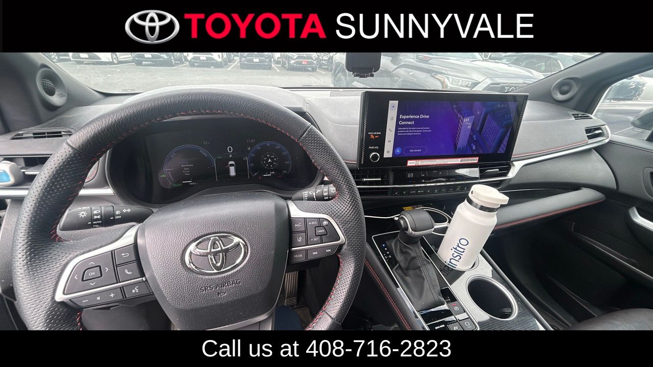 Used 2025 Toyota Sienna Van