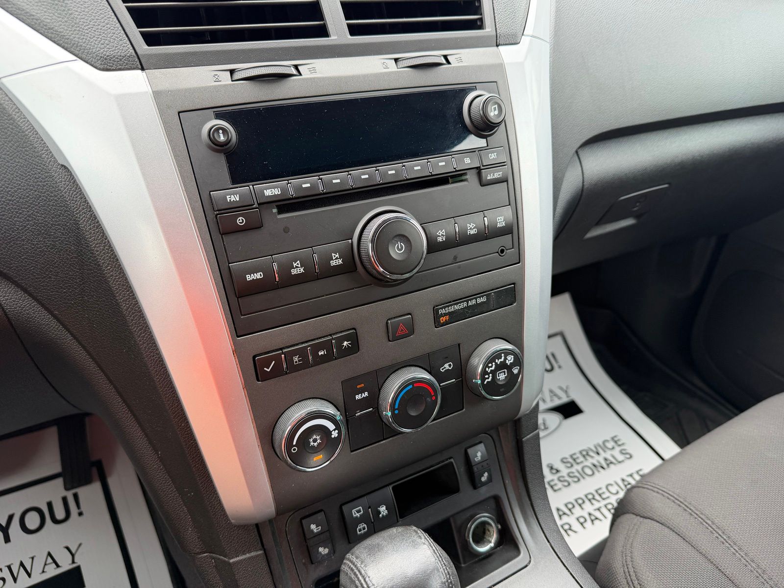 2011 Chevrolet Traverse image 18