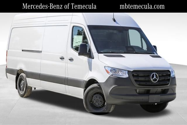 2025 Mercedes-Benz Sprinter 2500 Cargo 170 WB