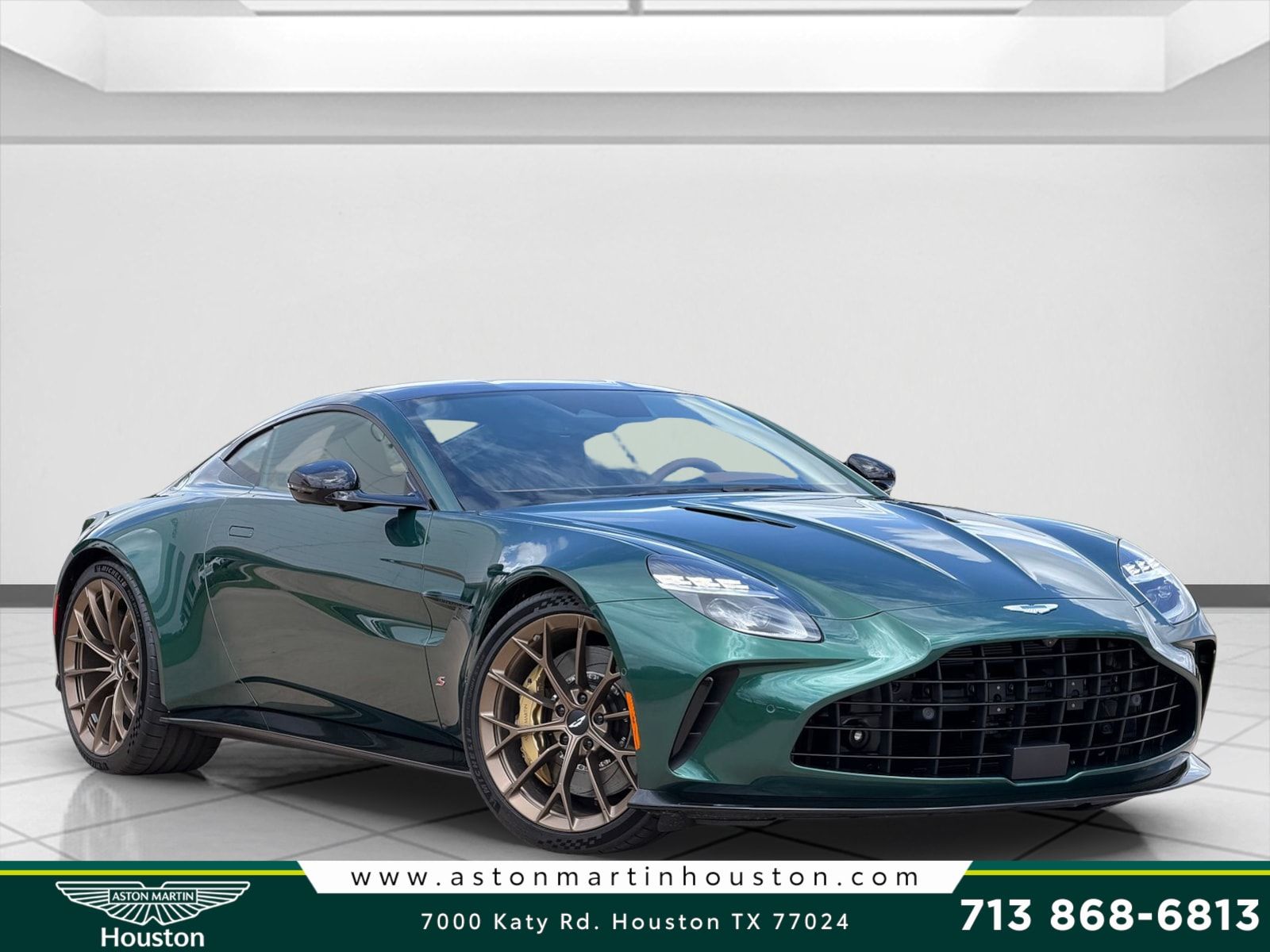 2026 Aston Martin Vantage Base