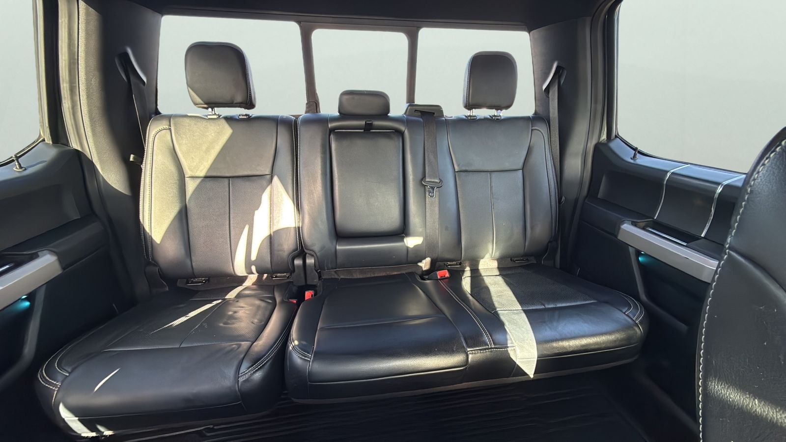 Used 2019 Gray Ford Lariat image 26