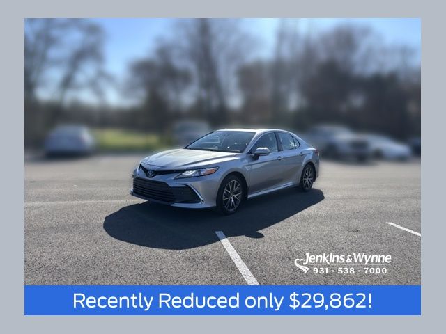 Celestial Silver Metallic 2024 Toyota Camry Hybrid XLE FWD Sedan Front-Wheel Drive Continuously Variable Transmission