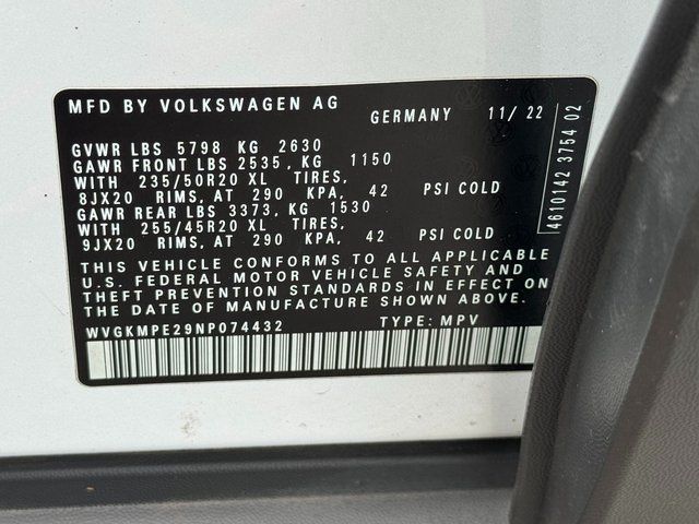 Used 2022 White Volkswagen Pro S image 27