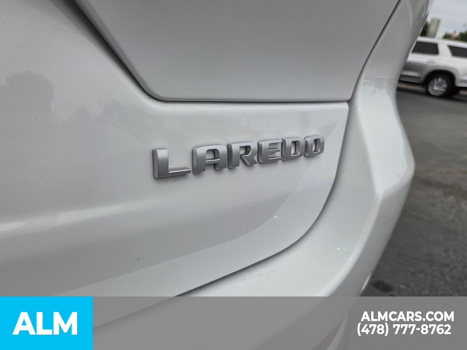 Used 2025 White Jeep Laredo X image 15