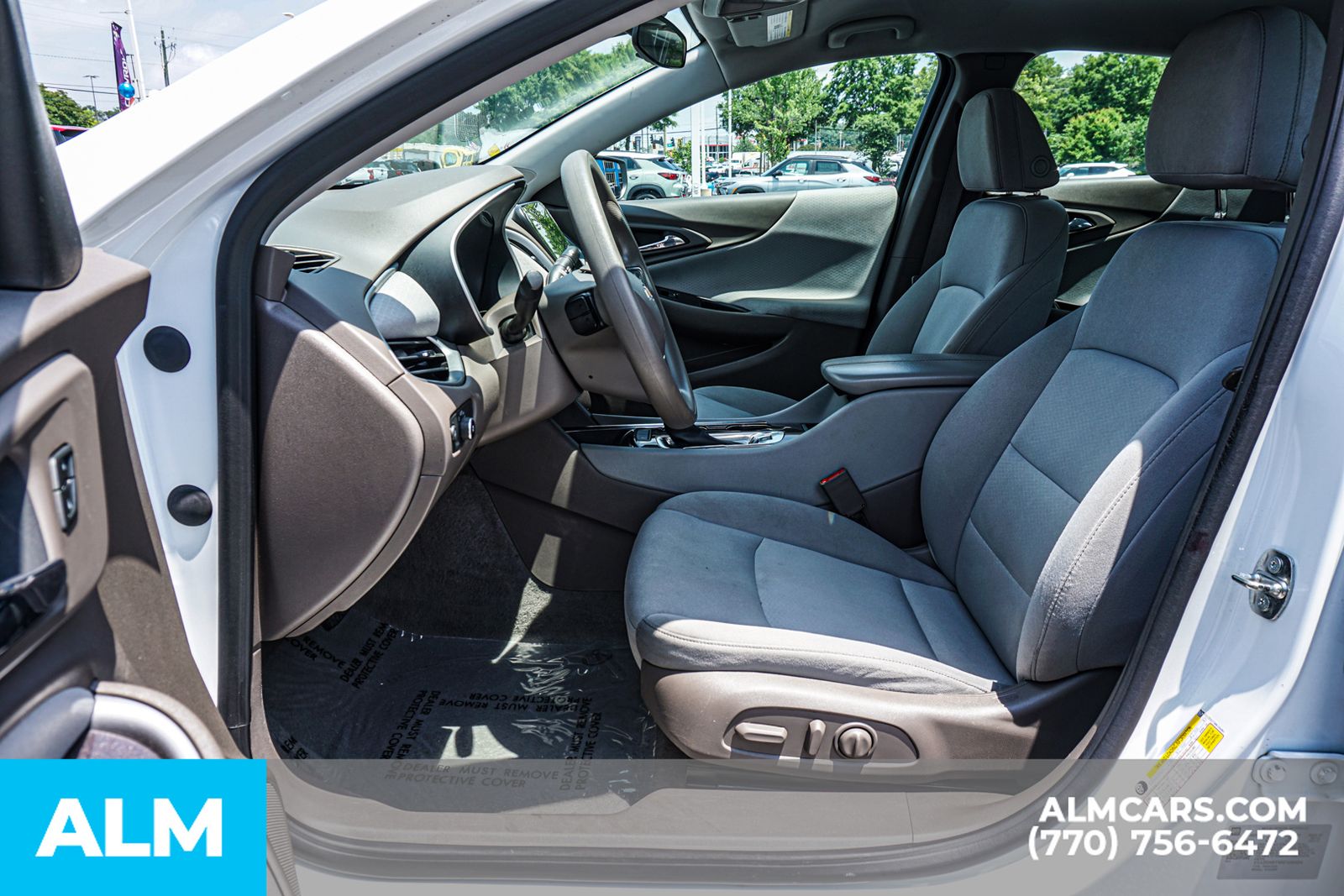 Used 2024 White Chevrolet LT image 22
