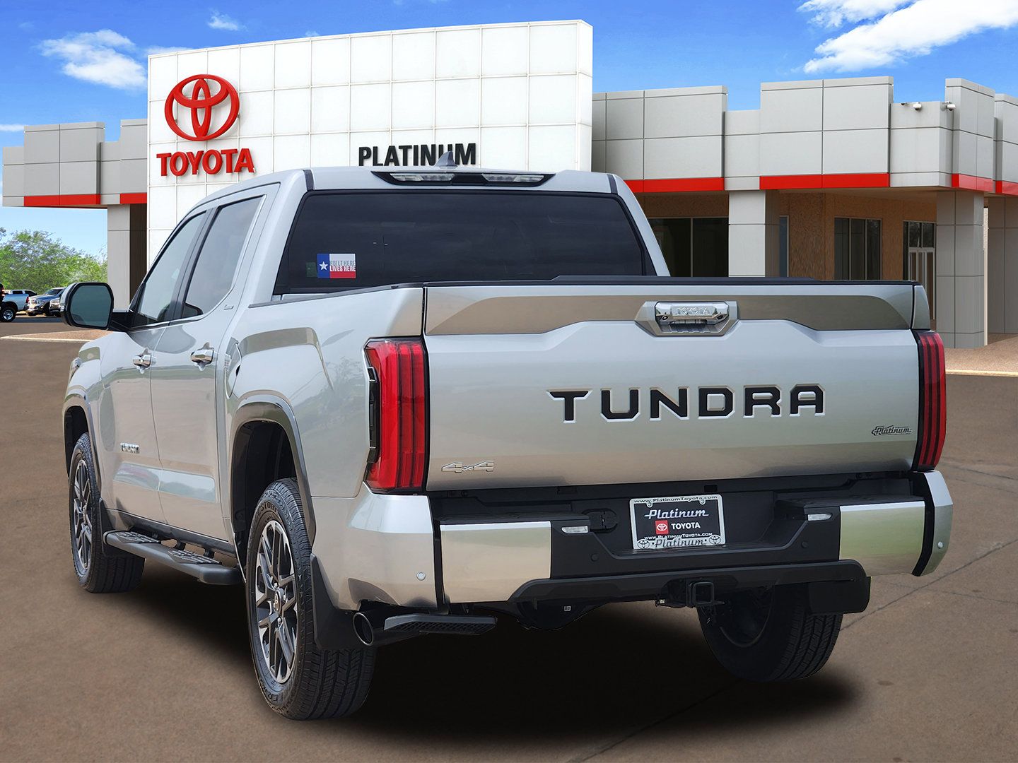 View vehicle photo 5