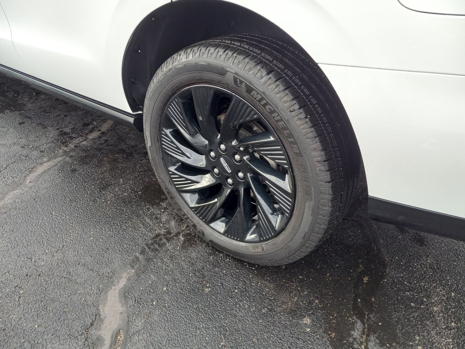 2025 Lincoln Navigator image 11