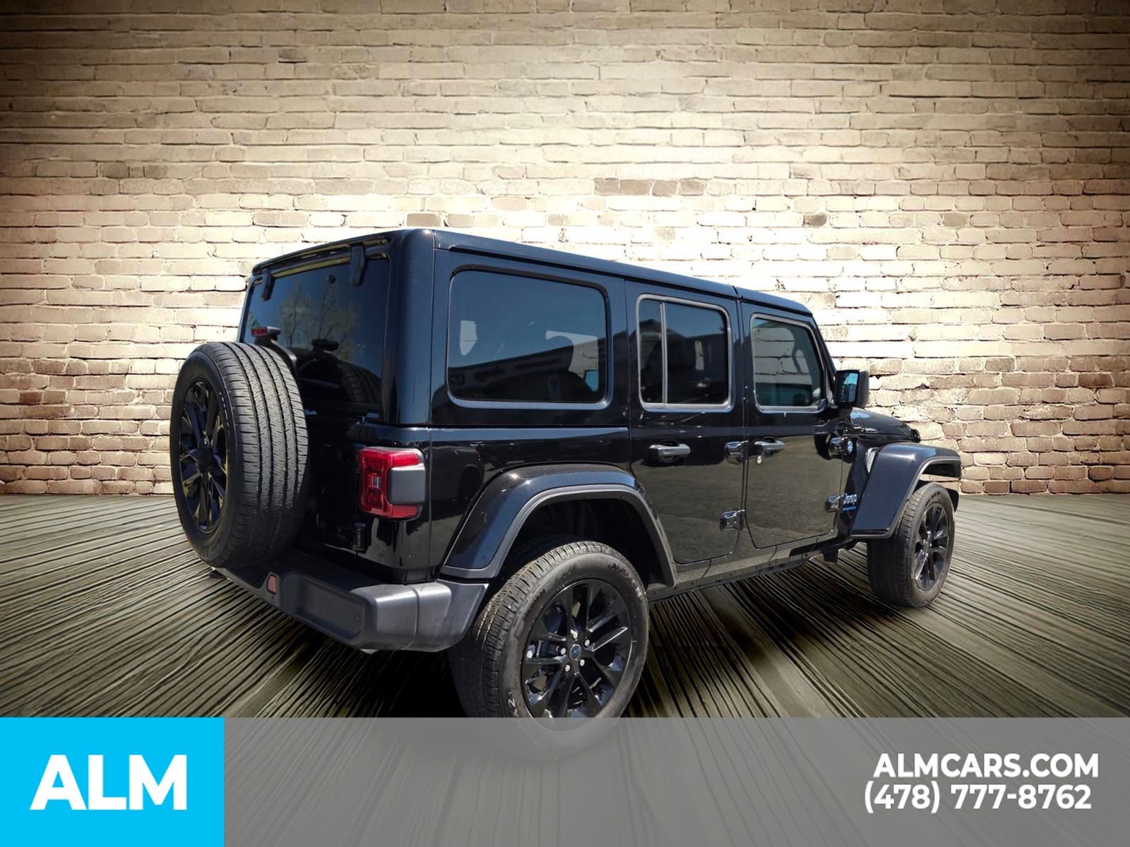 Used 2025 Black Jeep Sahara 4xe image 13