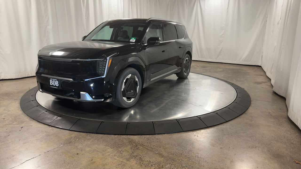 2026 Kia EV9 Land AWD photo 4